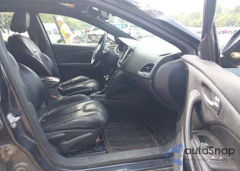 2013 Dodge Dart Limited z USA, uszkodzony, nr VIN 1C3CDFCH7DD224715